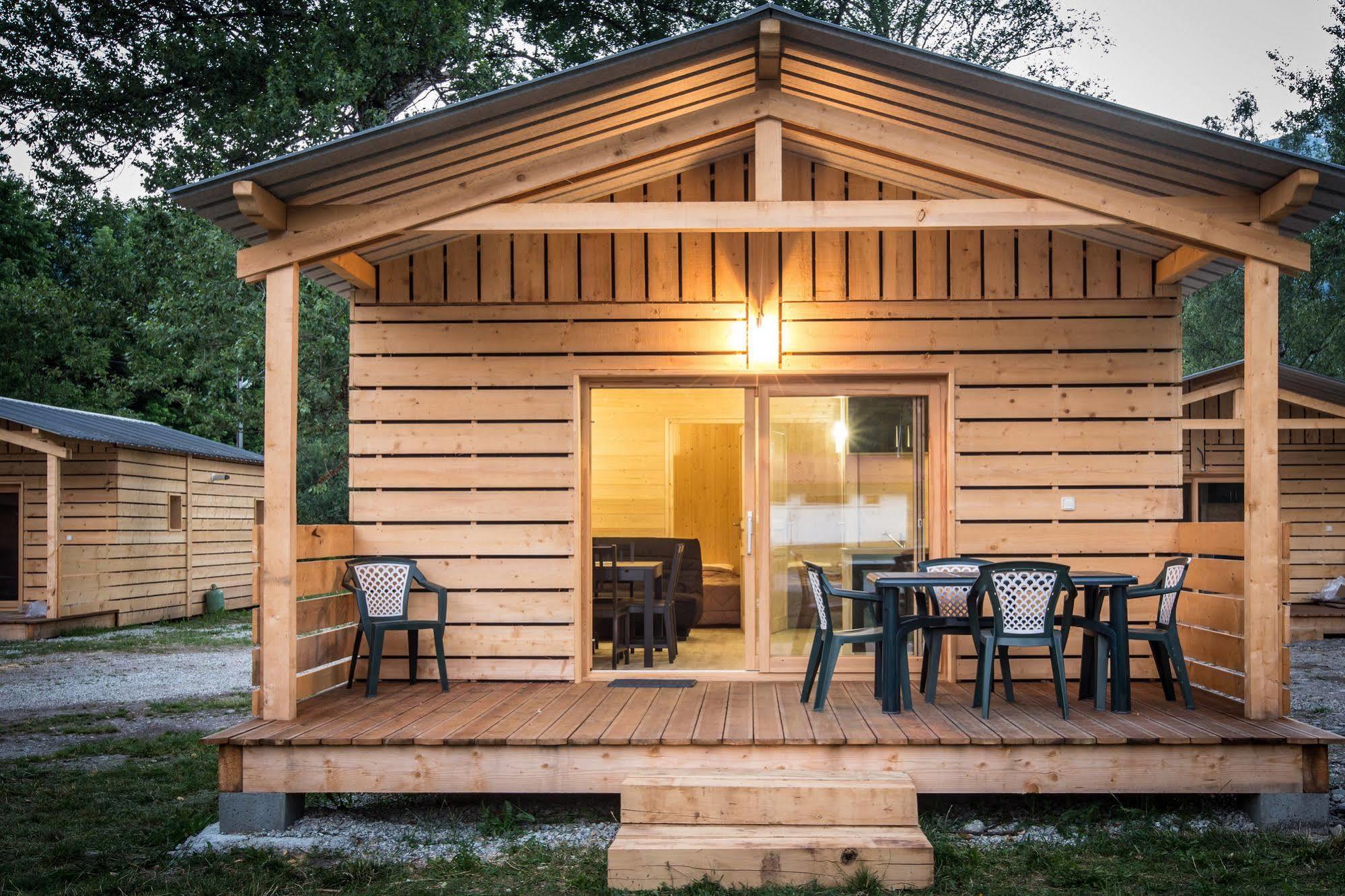 Camping L'Ecureuil - Mont-Blanc Village Domancy Dış mekan fotoğraf