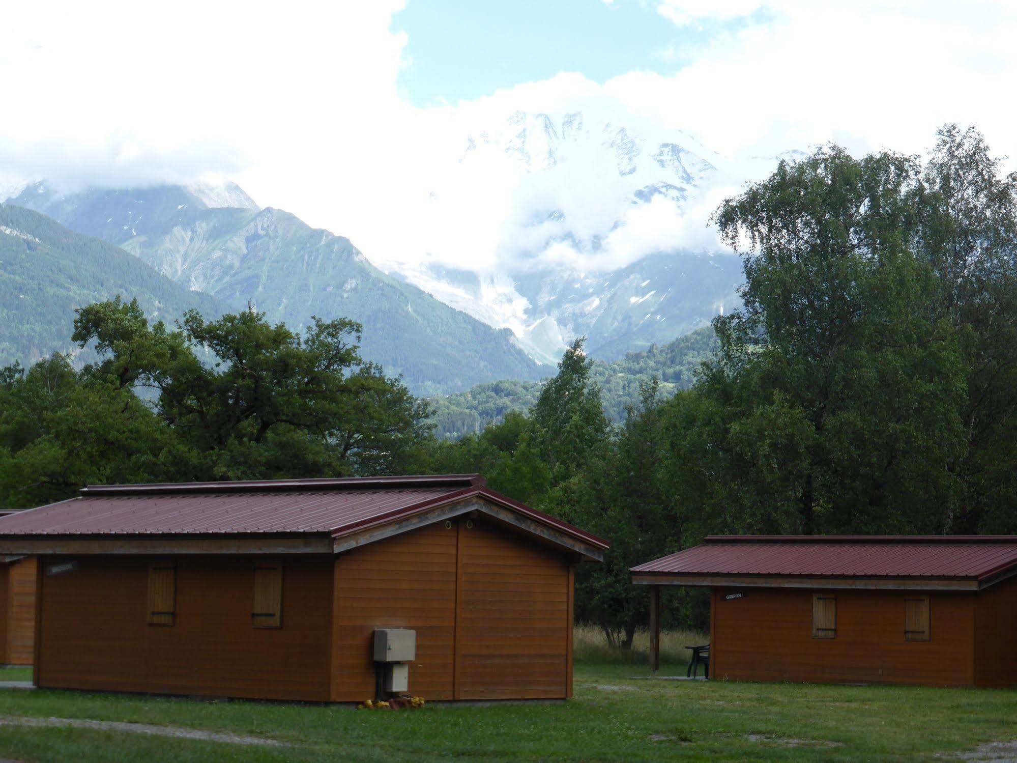 Camping L'Ecureuil - Mont-Blanc Village Domancy Dış mekan fotoğraf