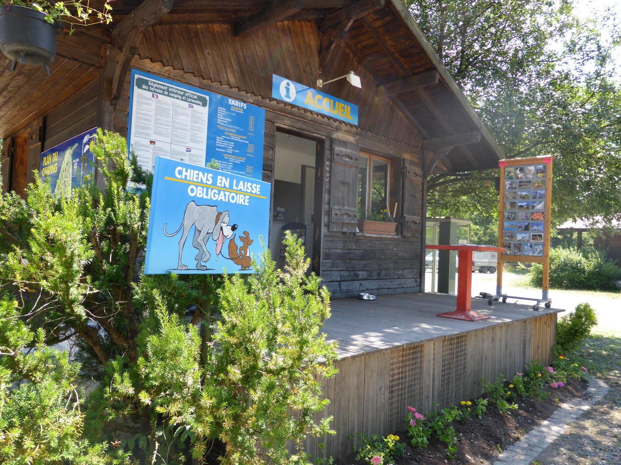 Camping L'Ecureuil - Mont-Blanc Village Domancy Dış mekan fotoğraf