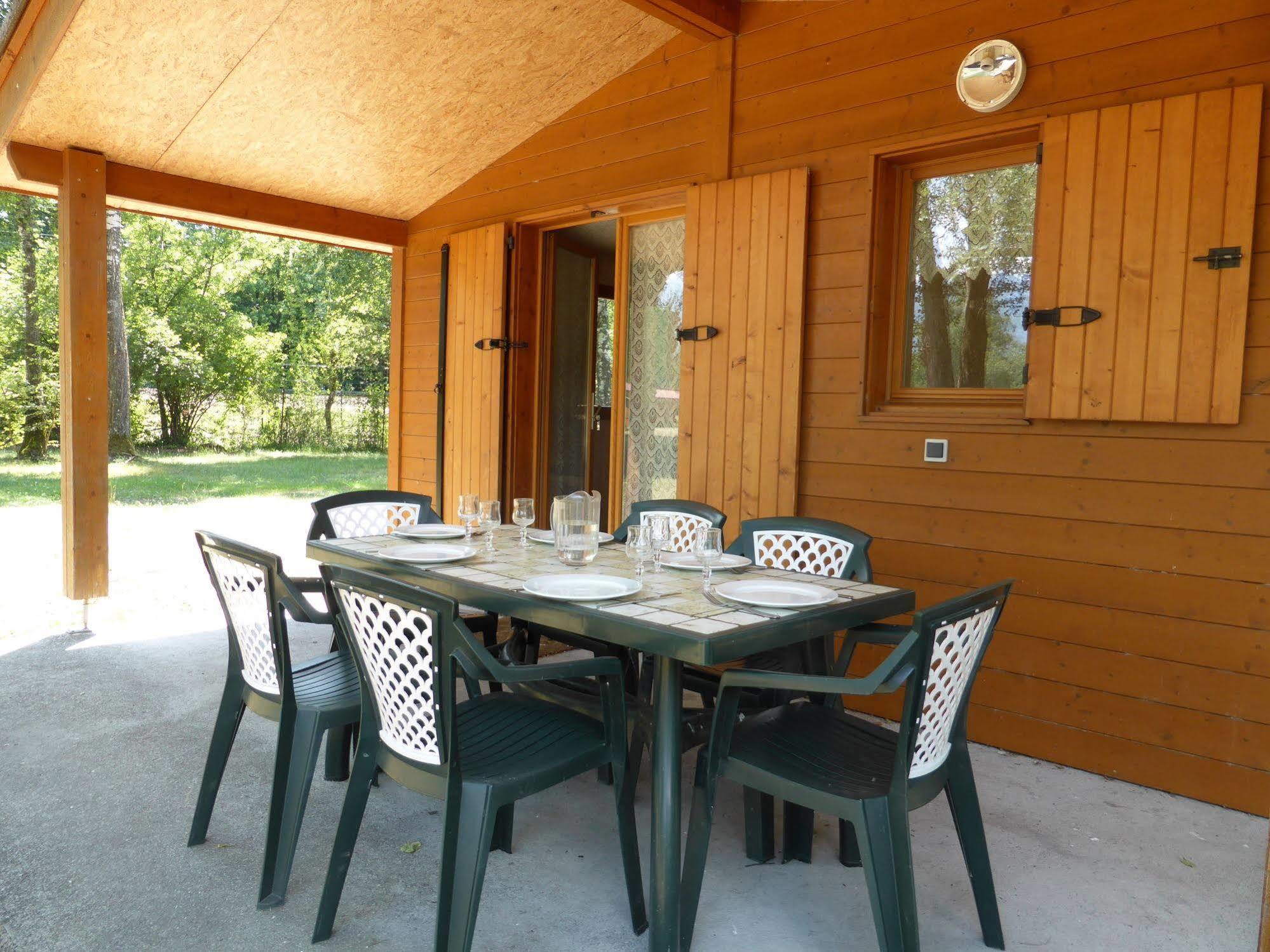 Camping L'Ecureuil - Mont-Blanc Village Domancy Dış mekan fotoğraf